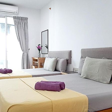 Mansion One Entire House 3 Queenbeds - Spacious Balcony Seaview George Town Exteriör bild